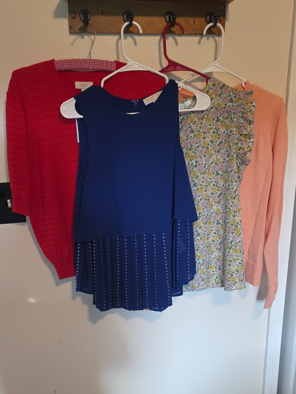 Bundle Sz Medium 1 Large Fits Like Med..loft, Mk